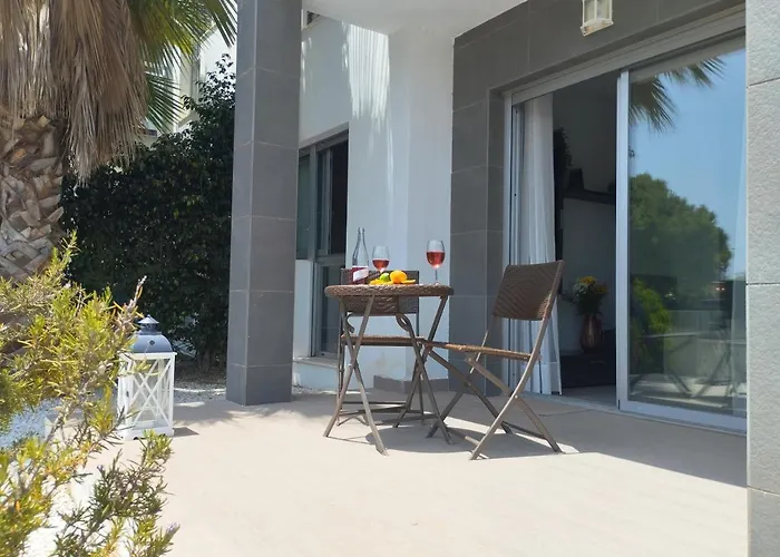 En Punta Prima 2 Y Piscina